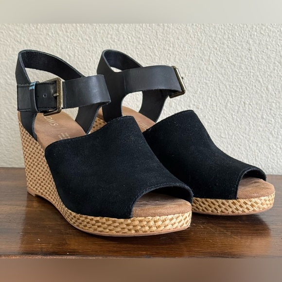 EUC. Toms Black Wedge Sandals with Ankle Strap. - Picture 1 of 8